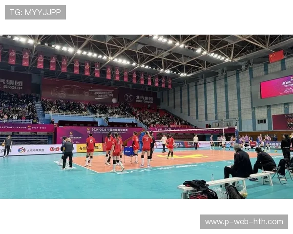 卫冕冠军迎战劲敌，比赛结果牵动人心！，卫冕 冠军什么意思