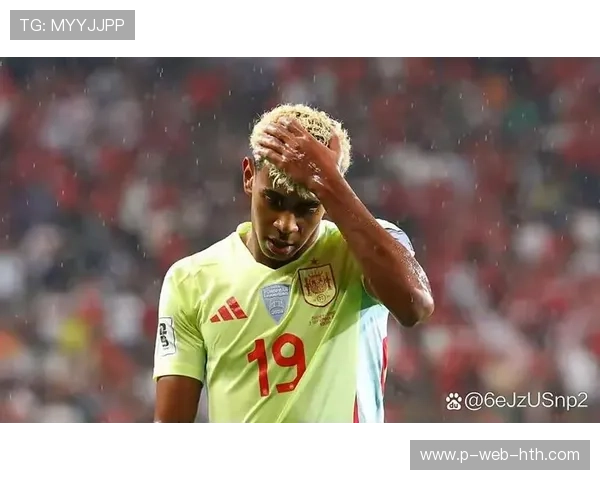 亚马尔低平球横扫门前