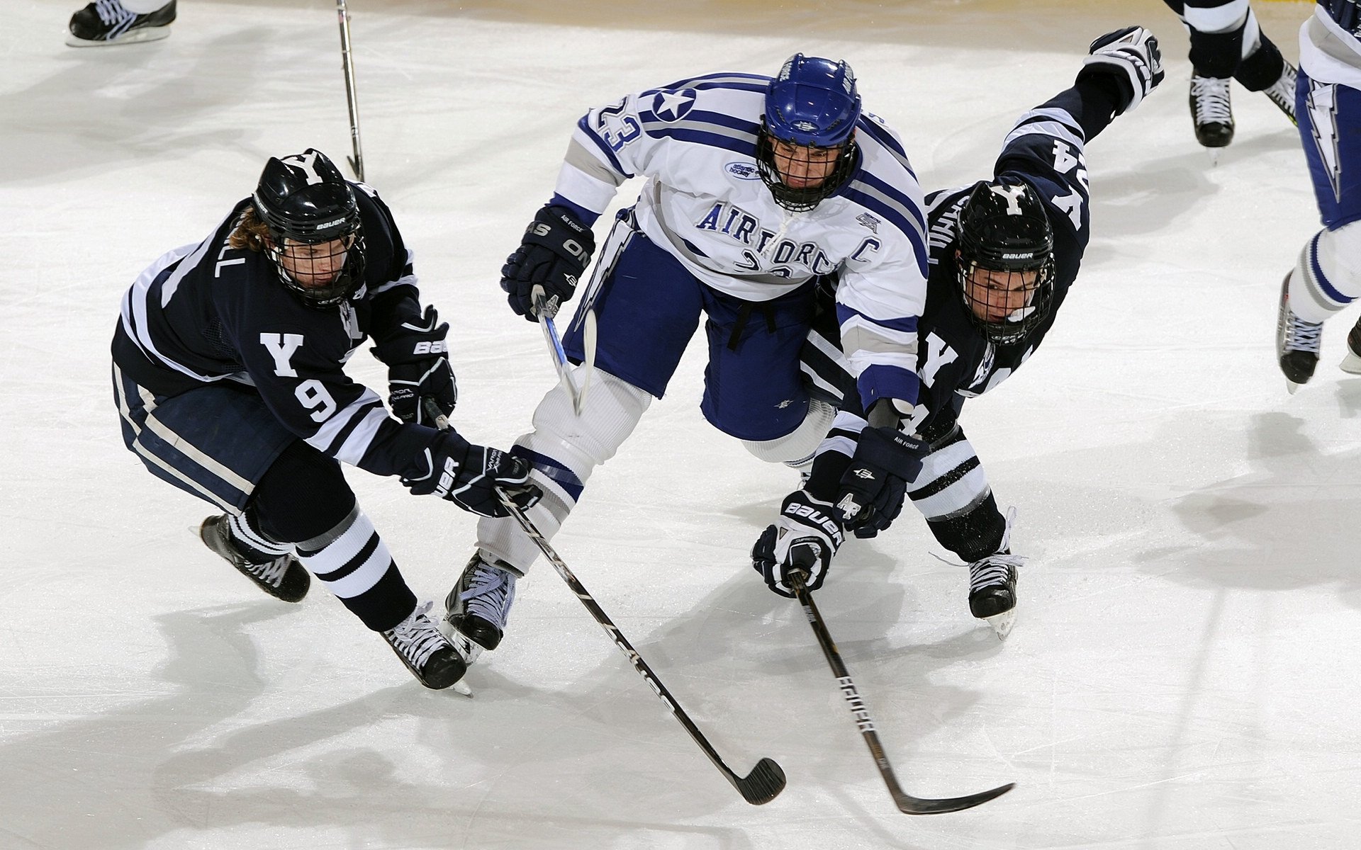 意甲青训项目融合视觉追踪与快速反应训练提升技战术判断